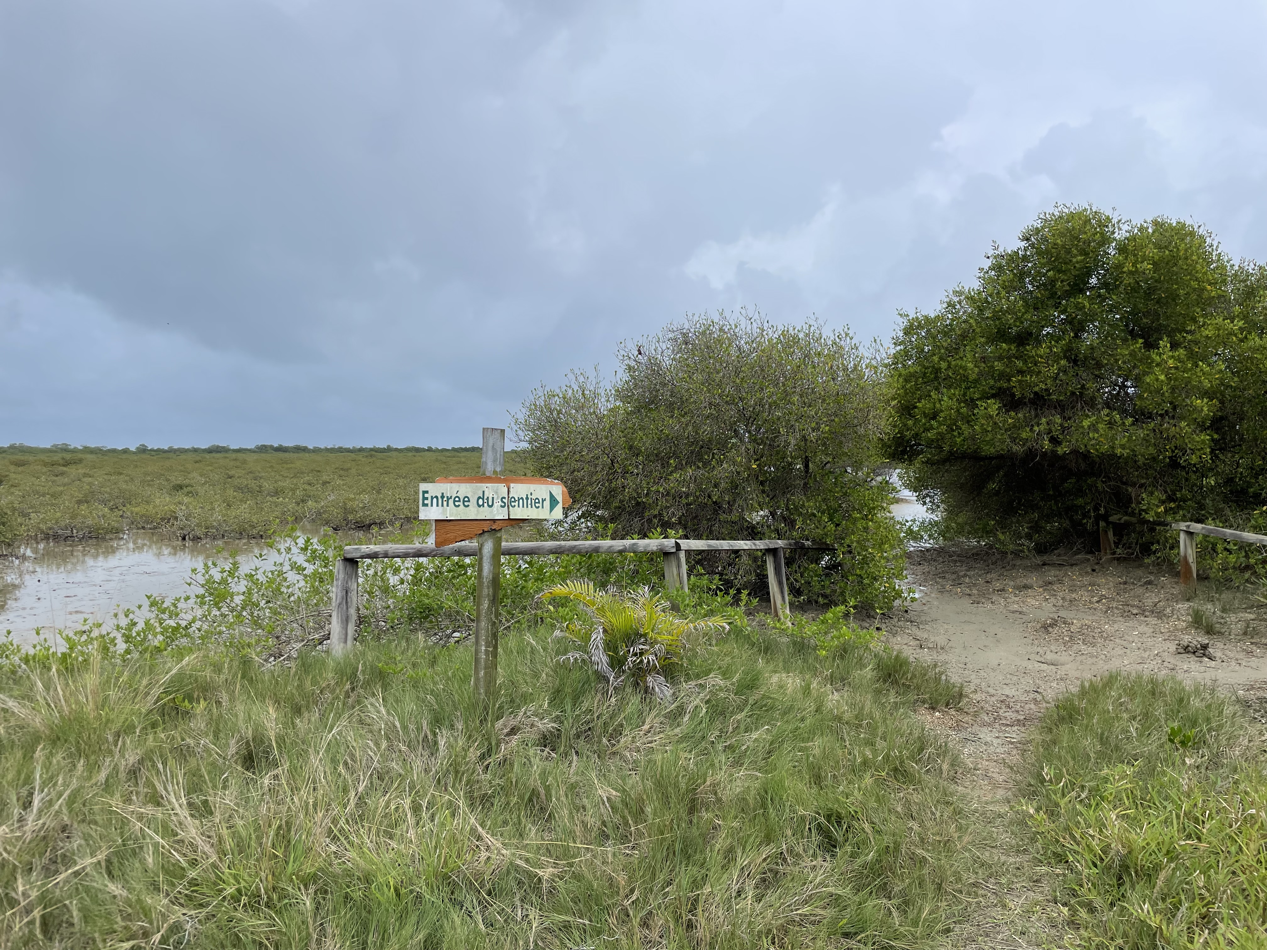 Sentier de Mazé Dét